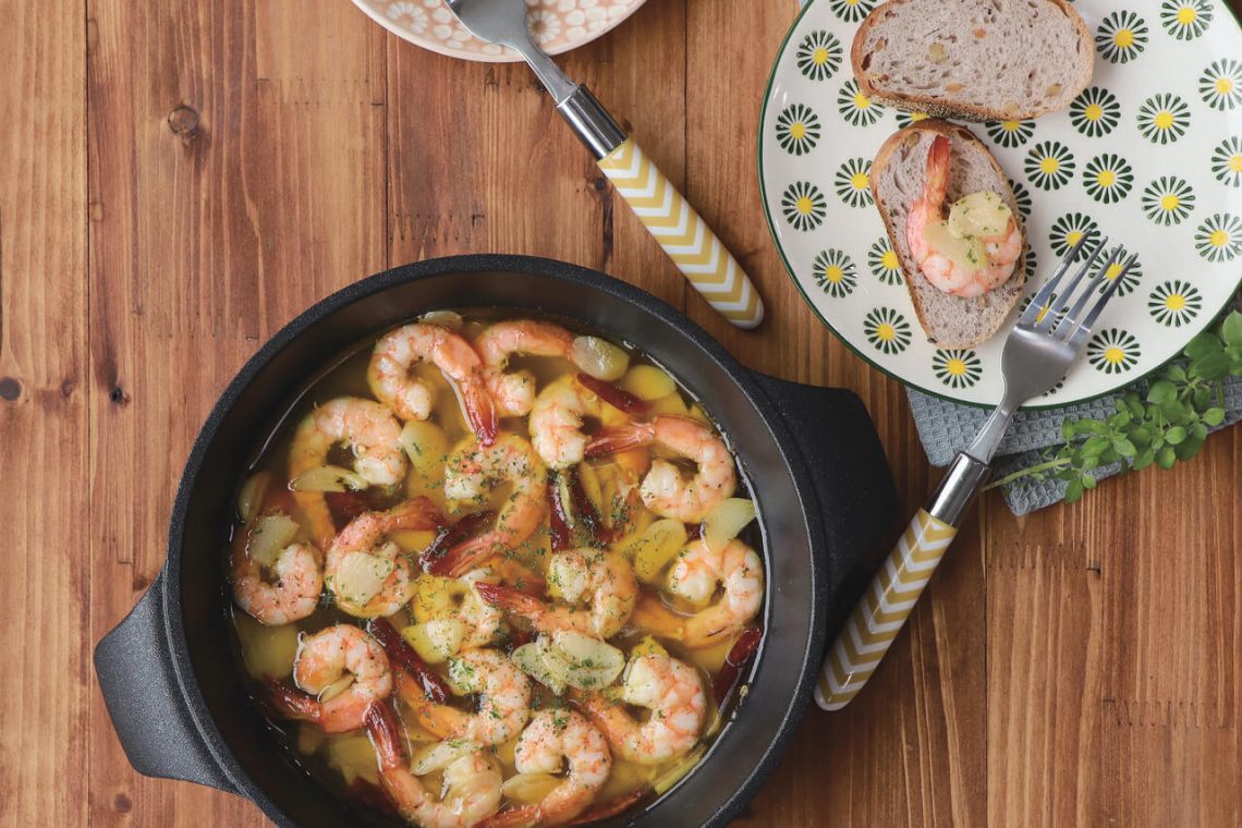 Gambas Pil Pil - Garnelen in Olivenöl